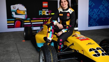 当四成F1观众已是女性，女车手们正加速驶入F1赛场